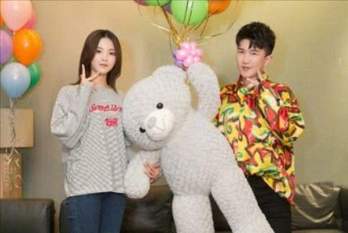 娱乐圈吃瓜背景图片大全,揭秘吃瓜群众背后的精彩瞬间